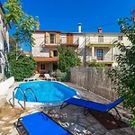 Гостевой дом Stone House Nera With Pool Dracevac