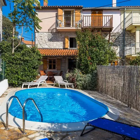 Guest house Stone House Nera With Pool *