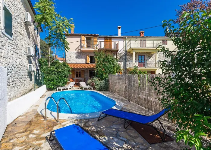 Affittacamere Stone House Nera With Pool Dračevac